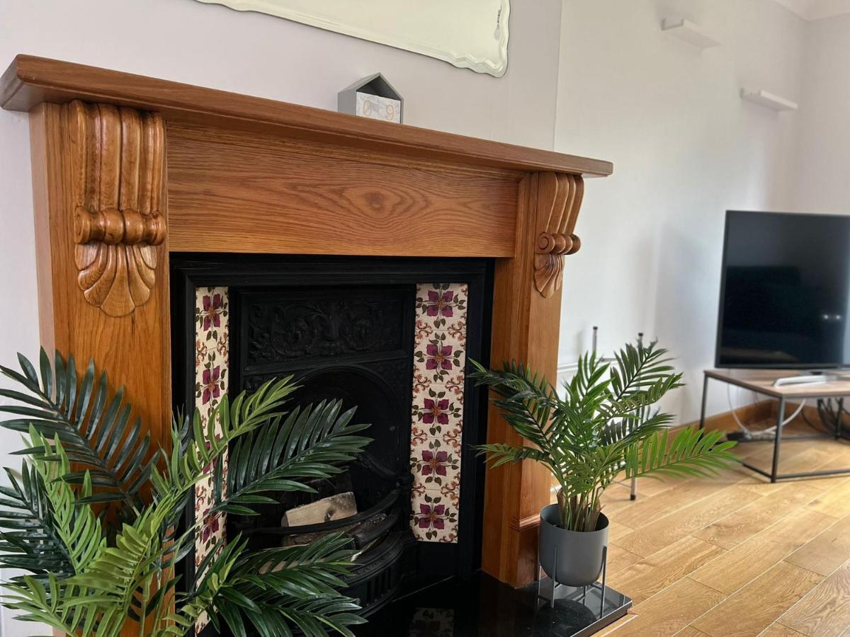 Boleyn Avenue By Incredible Stay Peterborough Eksteriør billede